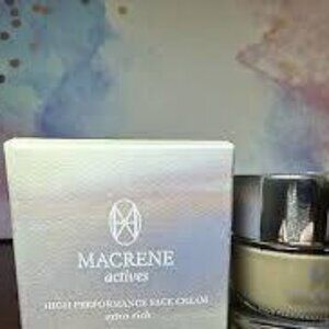 NWT - High Performance Face Cream   1.0 oz